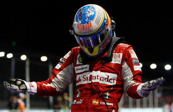 梅赛德斯险胜哈斯车队，阿隆索高光表现