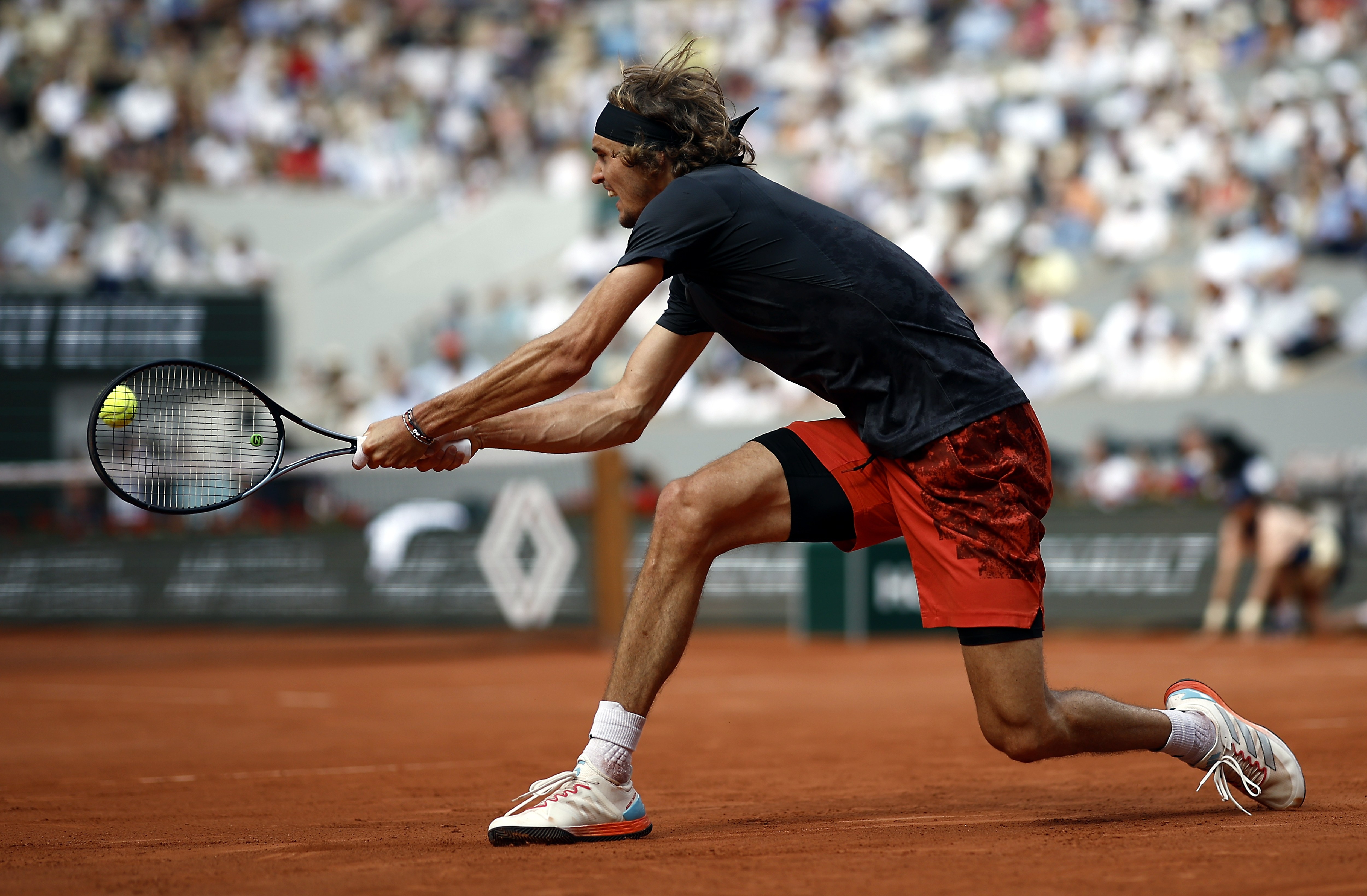 法网逆转澳网，兹维列夫统治全场