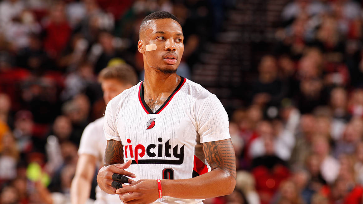 深圳队逆转广州队，利拉德带队取胜