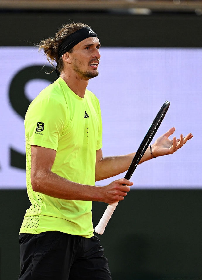 温网完胜美网，兹维列夫关键制胜