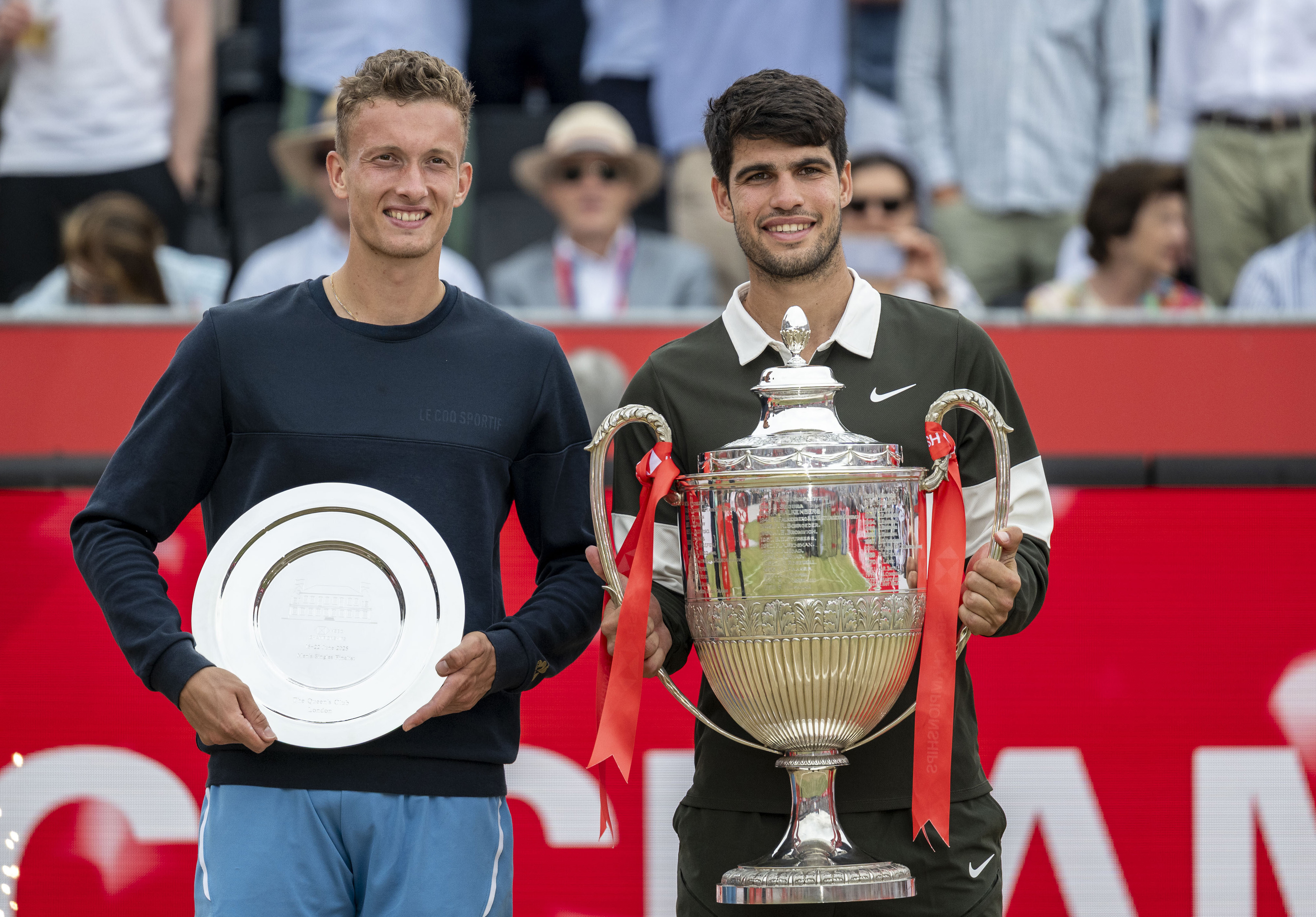 拉沃尔杯完胜ATP总决赛,阿尔卡拉斯带队取胜 拉沃尔杯完胜ATP总决赛,阿尔卡拉斯带队取胜