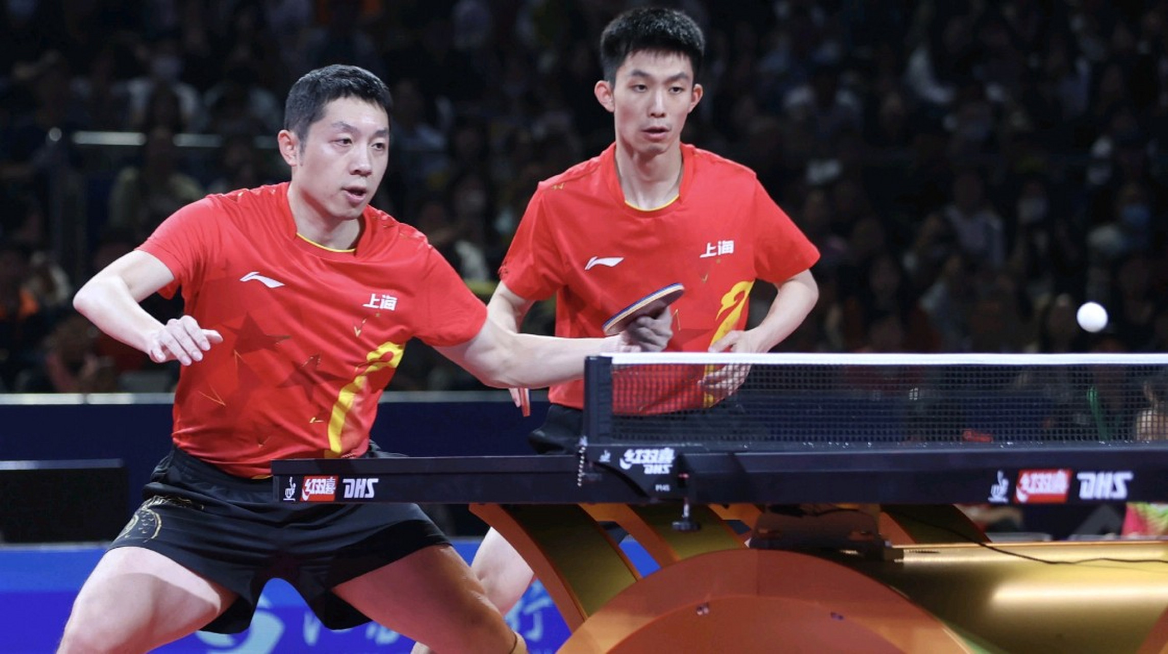 英格兰队横扫中国队，许昕惊艳四座