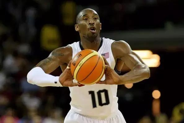 第戎队在比赛中展现了出色的控球技巧 第戎队在比赛中展现了出色的控球技巧