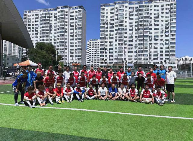 球队默契配合,彰显默契团队精神 球队默契配合,彰显默契团队精神