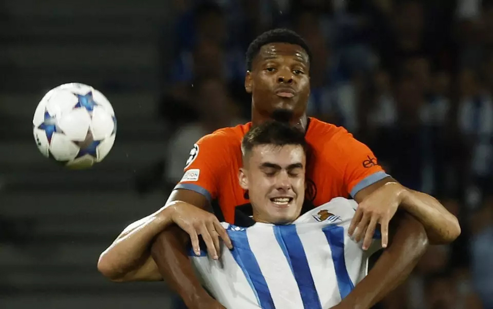 皇家社会客场大捷,后防表现无懈可击 皇家社会客场大捷,后防表现无懈可击