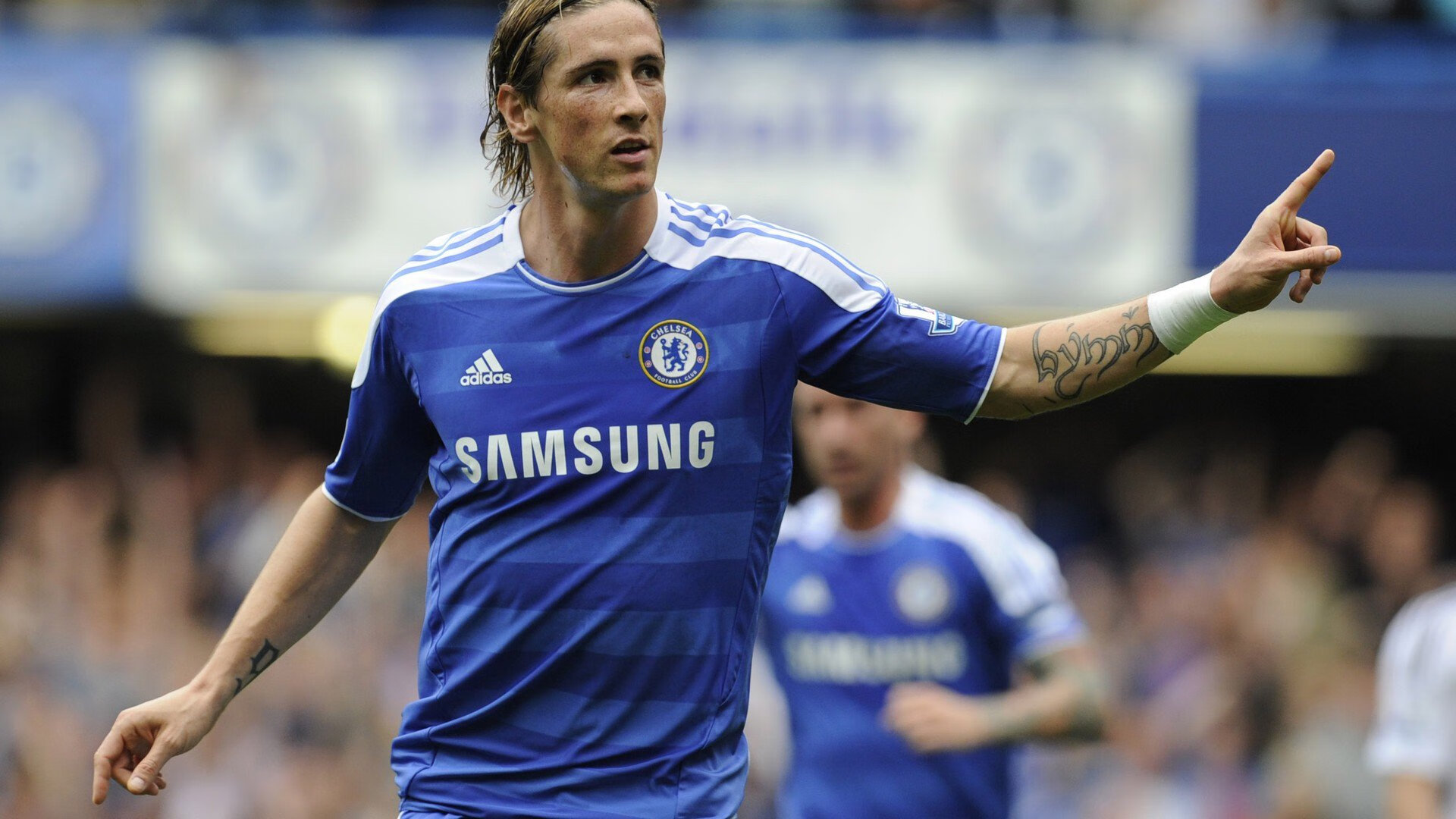 从深渊到巅峰，楚阿梅尼的救赎之夜与哥伦比亚的逆转奇迹