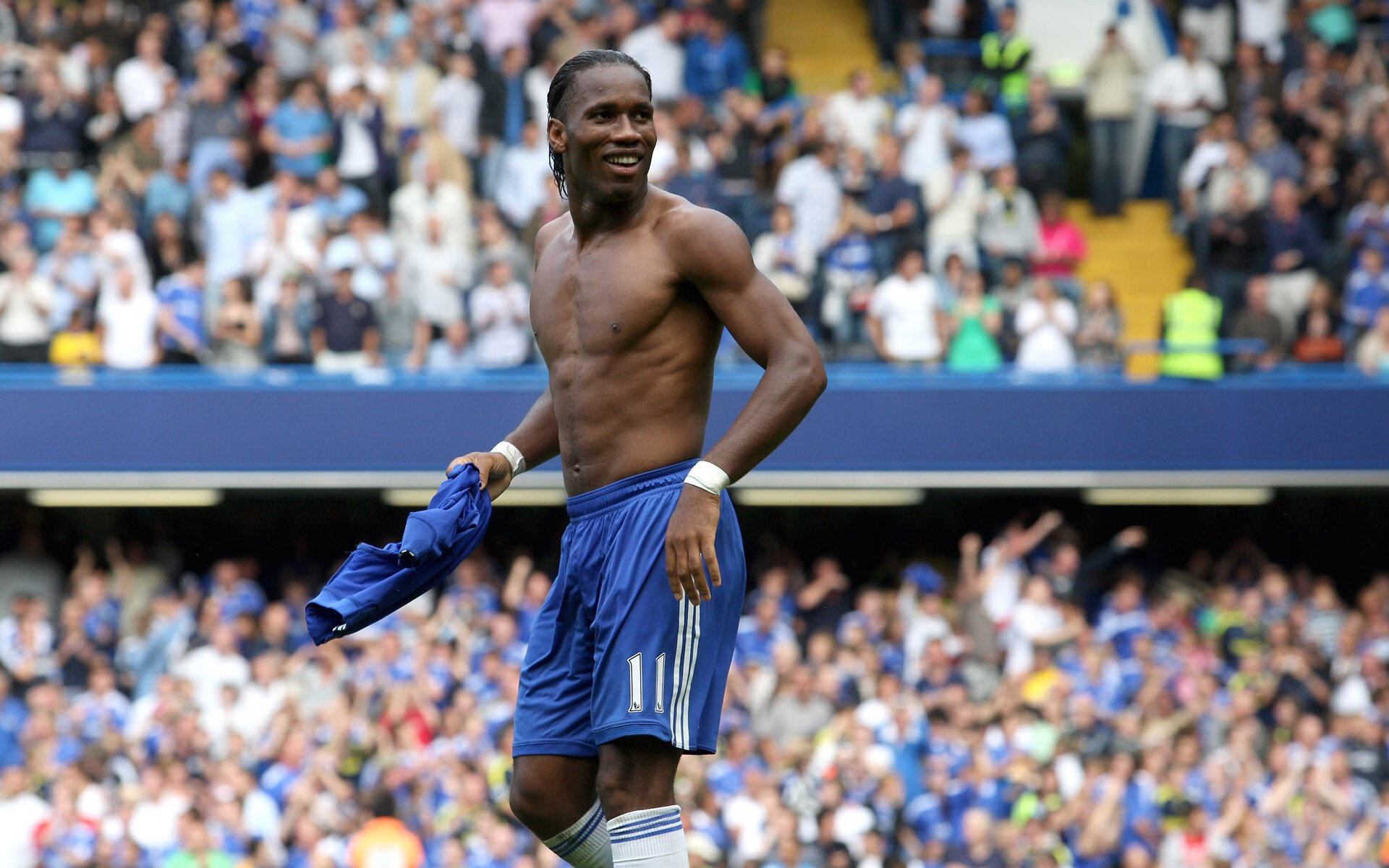 熊猫直播APP-战术魔方，布雷默一手掌控比赛走势，利物浦式压迫横扫乌拉圭防线