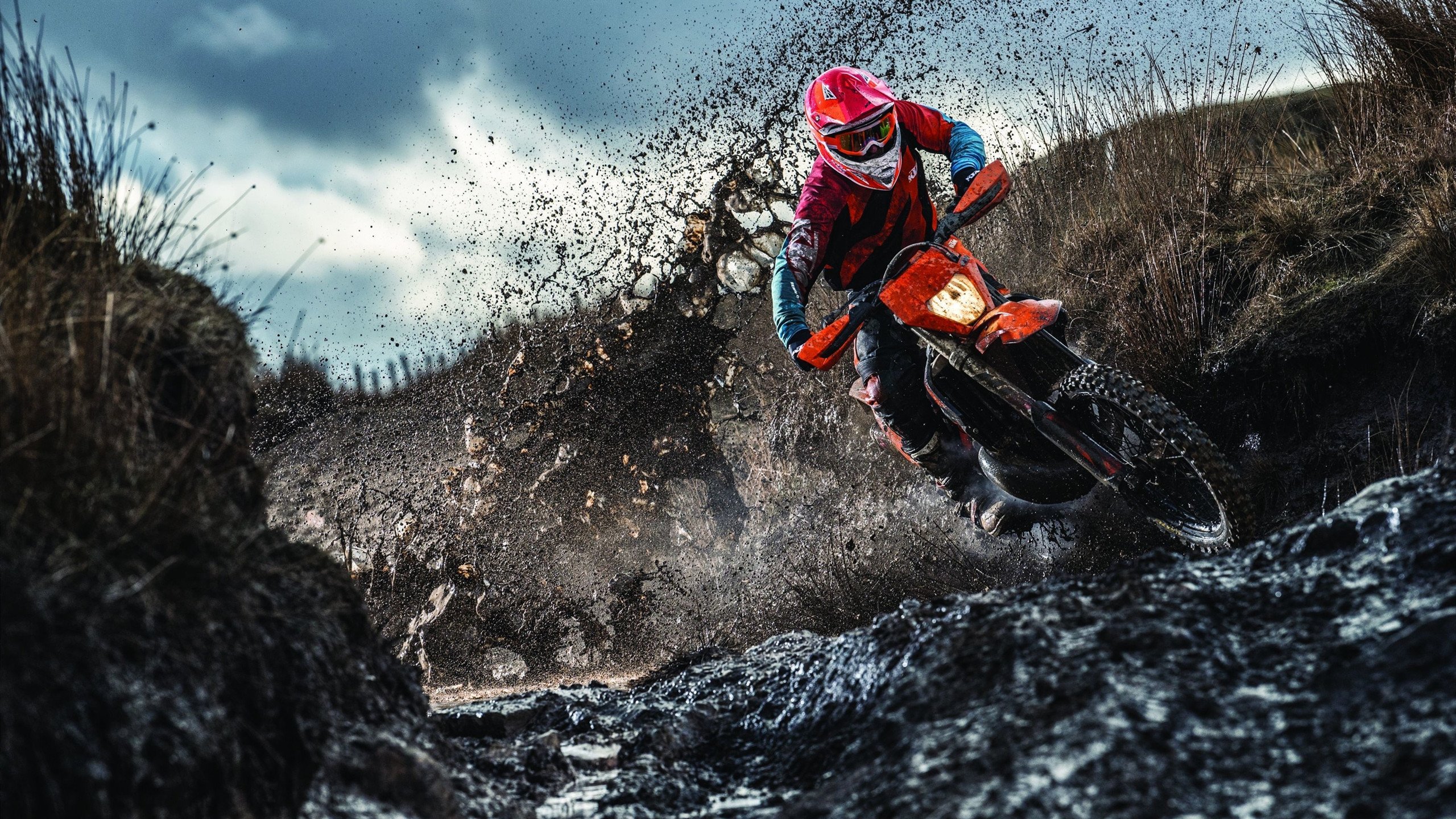 红龙咆哮圣西罗，当卡瓦哈尔以一人之肩，扛起威尔士击败国际米兰的传奇之夜