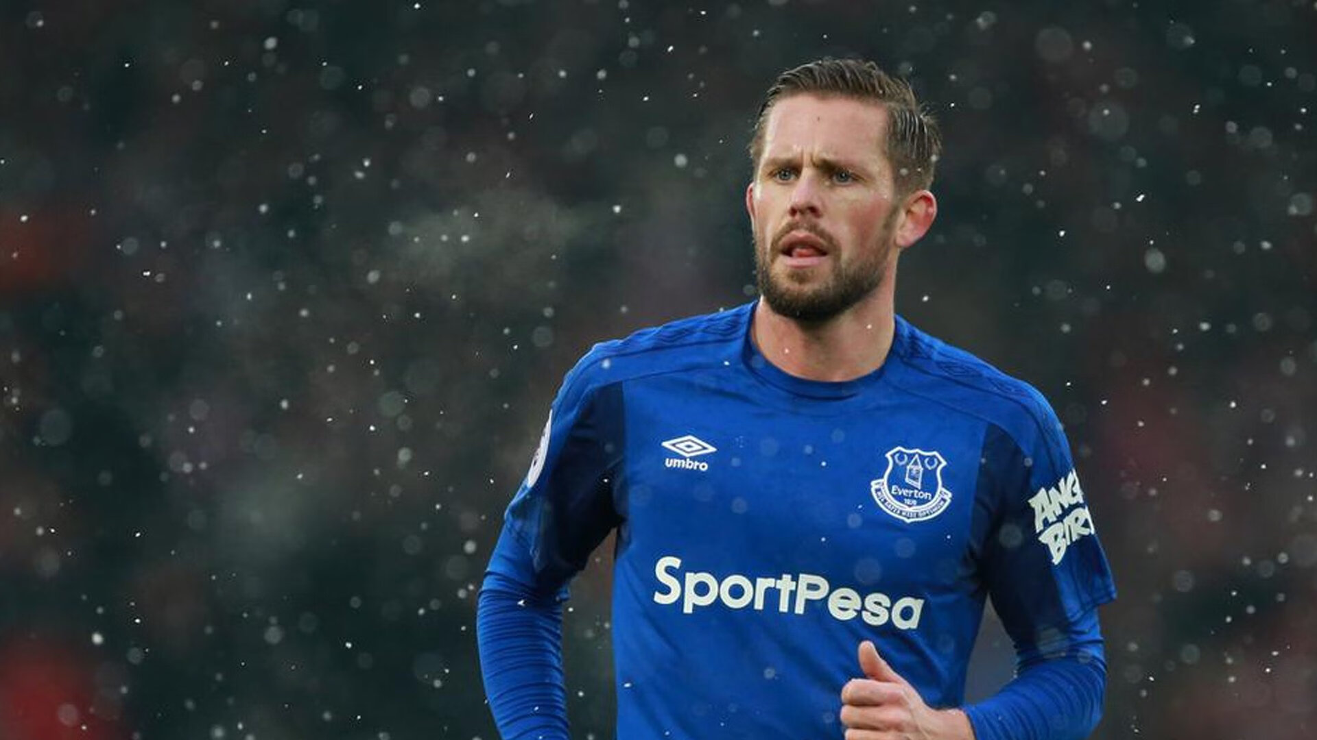 唯一性之战，莱比锡红牛对阵瑞士，布雷默如何成为全场焦点？