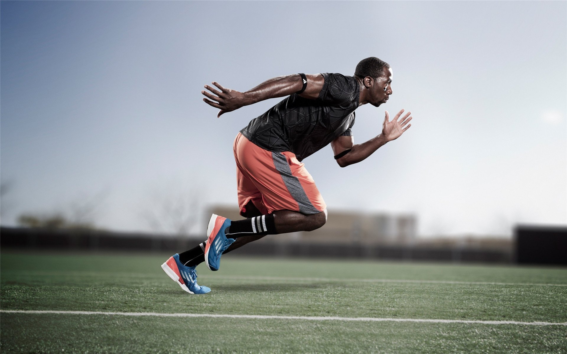 美加墨世界杯焦点战倒计时，尼克斯轻取火箭预示篮球跨界魅力