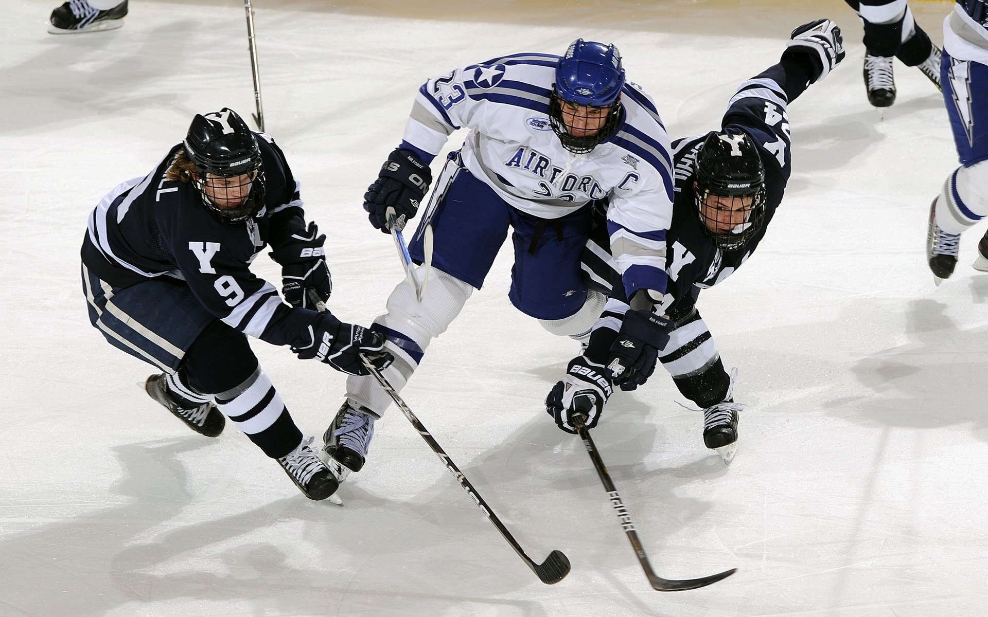 步行者淘汰赛过关斩将，霍勒迪刷新纪录成关键先生