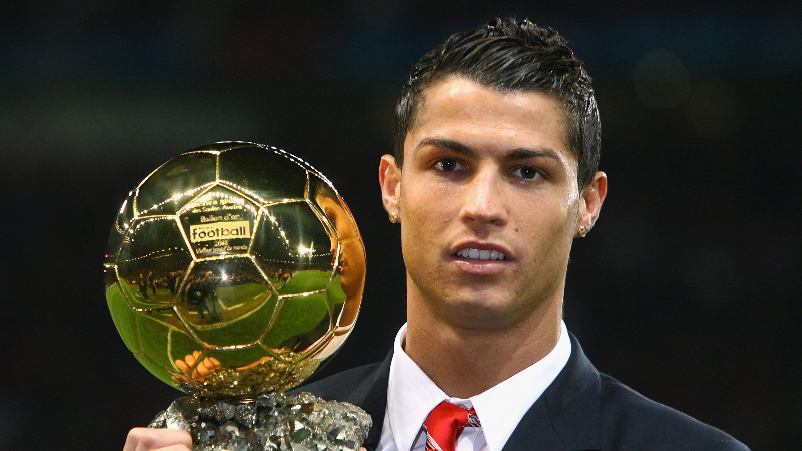 熊猫TV-绿茵场上的双重君主，德布劳内攻防两端的统治，苏格兰与塞维利亚的战术迷局